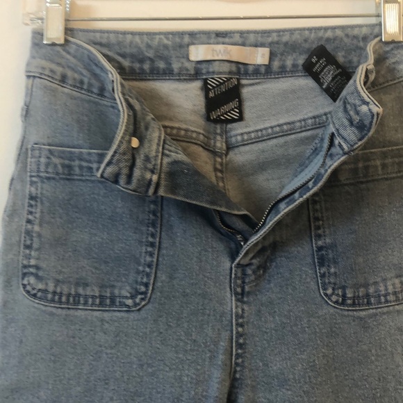 Blue Light Flare Wash Twix Jeans - Size 26 - Picture 6 of 12